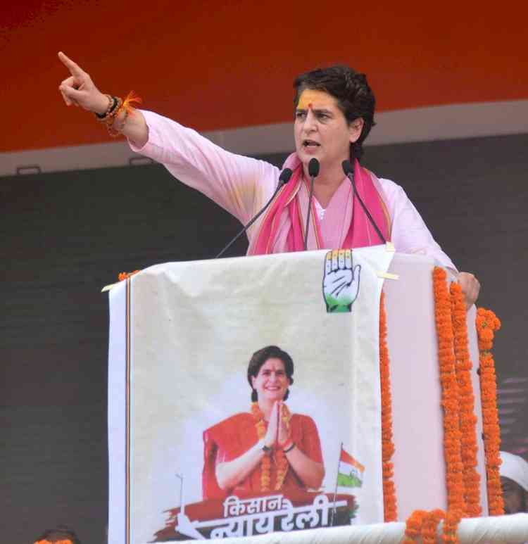 Priyanka Gandhi invokes goddess, chants shlokas at Varanasi rally