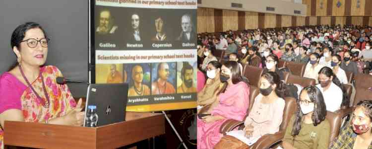 Prof. Dr. Atima Sharma Dwivedi addresses students on topic My India My Pride