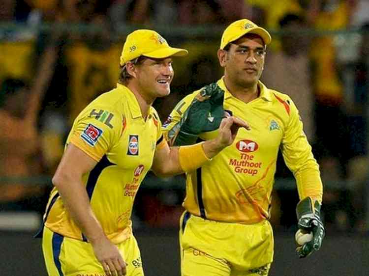 Dhoni knows how to bring an environment together: Watson