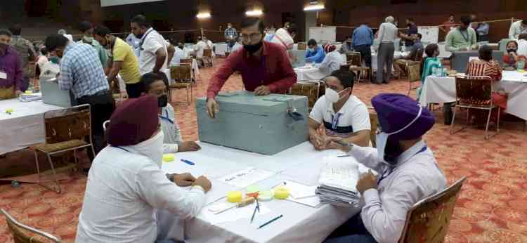 Counting for registered graduate constituency begins at PU