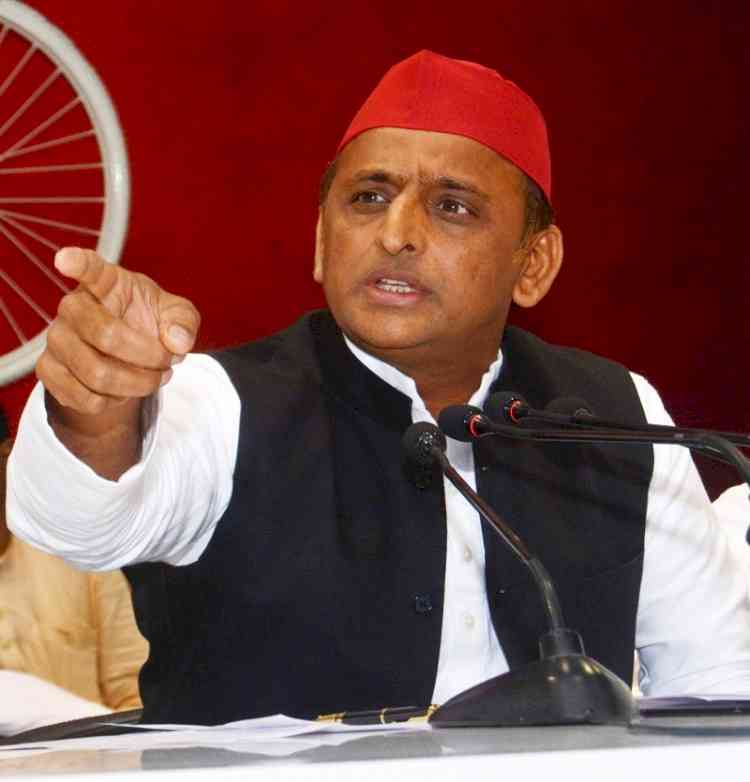 Akhilesh slams BJP for claiming credit for Kushinagar airport