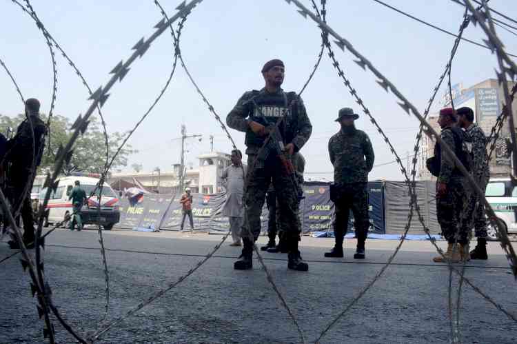 3 policemen killed in clashes with TLP workers in Lahore