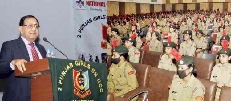 Major General (Retd.) G.G. Dwivedi’s inspiring word instils positivity in minds of NCC cadets 