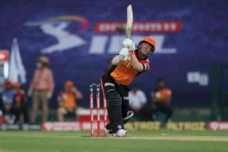 Warner says he will go into IPL auction for next season