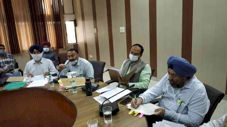 DC directs officials to ensure timely disposal of feedback given by GOGs 
