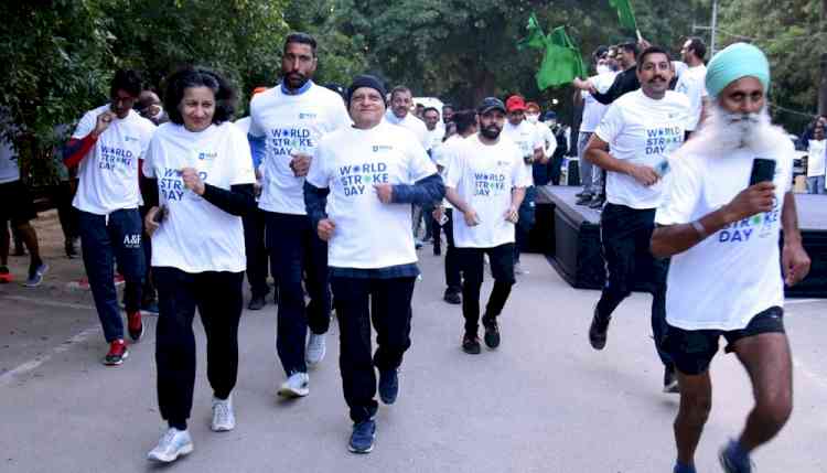 Max Hospital organises walkathon and marathon to spread awareness on ‘Stroke Management’