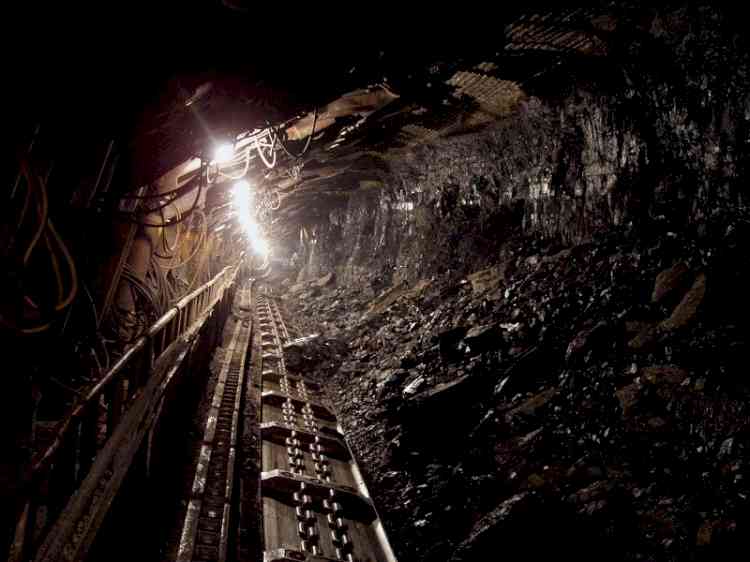 20 thieves who stormed into J'khand mine elude police to escape