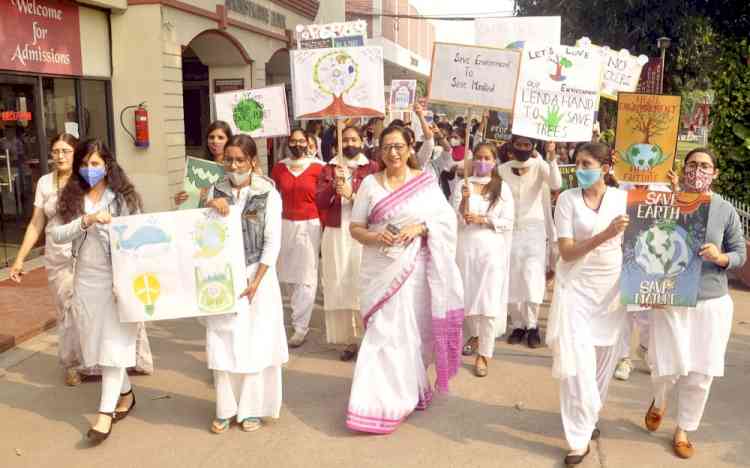 Awareness rally to spread awareness about eco-friendly Diwali 