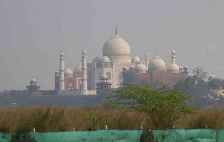 A less noisy Diwali, but pollution level remains alarming in Taj city