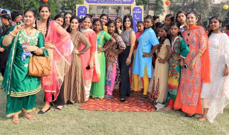 CT Fashion Department students design clothes for slum kids