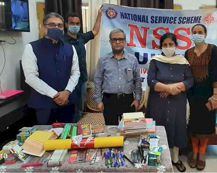 NSS, UIET PU donates books to libraries