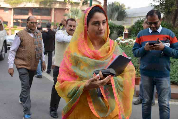 Harsimrat seeks Modi's intervention in reopening Kartarpur Corridor