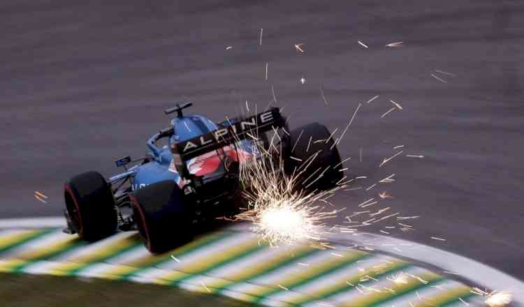 Alonso sets pace in final practice before the Sprint at Interlagos