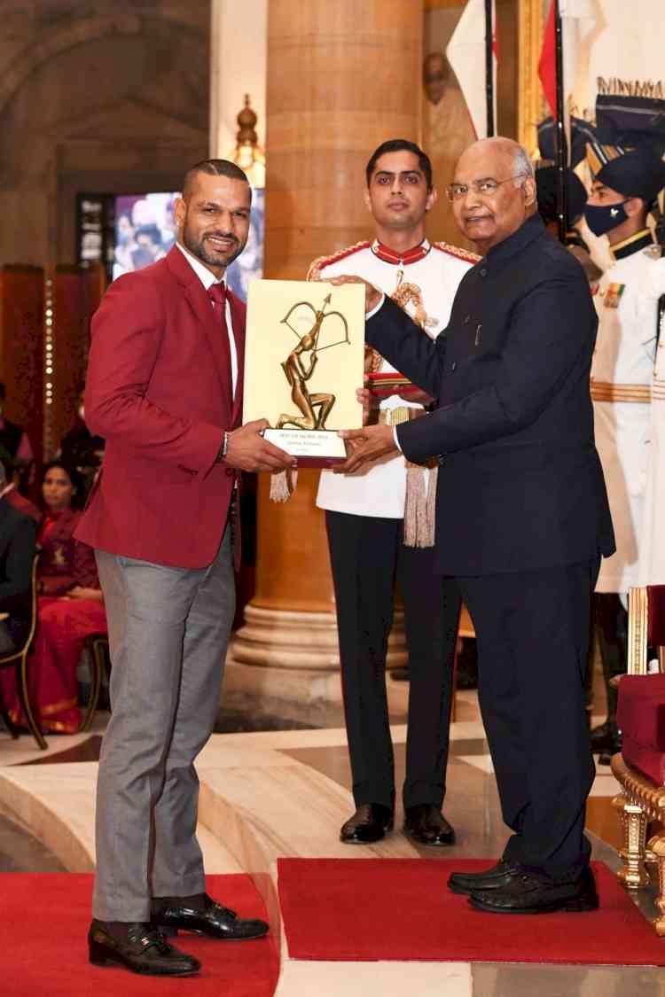 Great honour to receive Arjuna Award, says Shikhar Dhawan