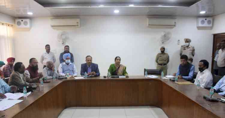 Safeguard interests of safai sewaks: Anjana Panwar to Officers