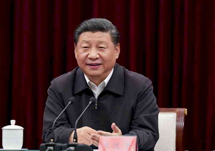 Xi Jinping crowns himself and sprints for life