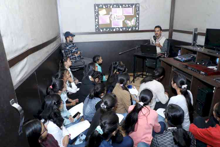 Department of MCVP of HMV organised one day workshop on story telling