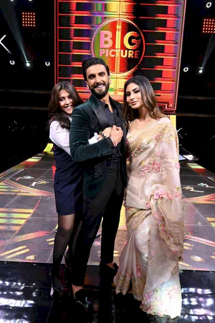 'The Big Picture': Ranveer Singh does the 'Naagin' dance before Ekta Kapoor, Mouni Roy