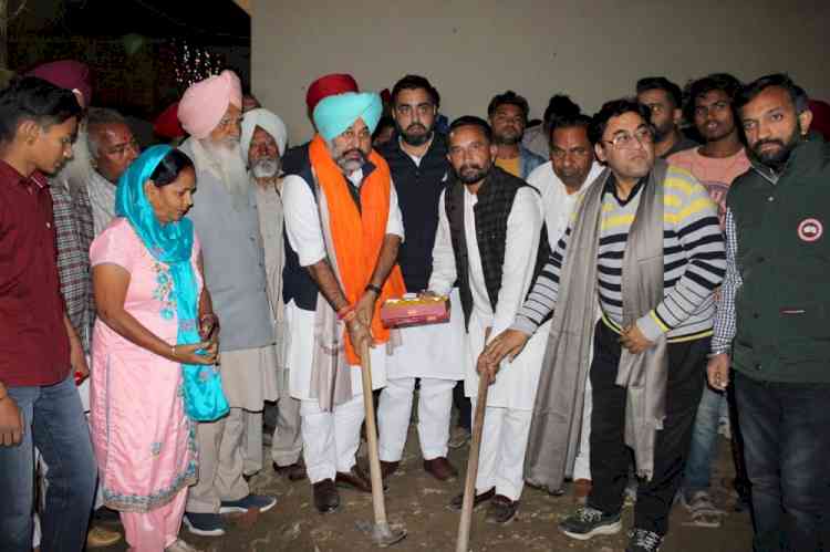 Cabinet Minister Gurkirat Singh initiates development projects in his constituency 