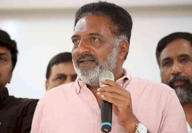 Farmers' protests: Prakash Raj tells PM, 'Sorry is not enough!'