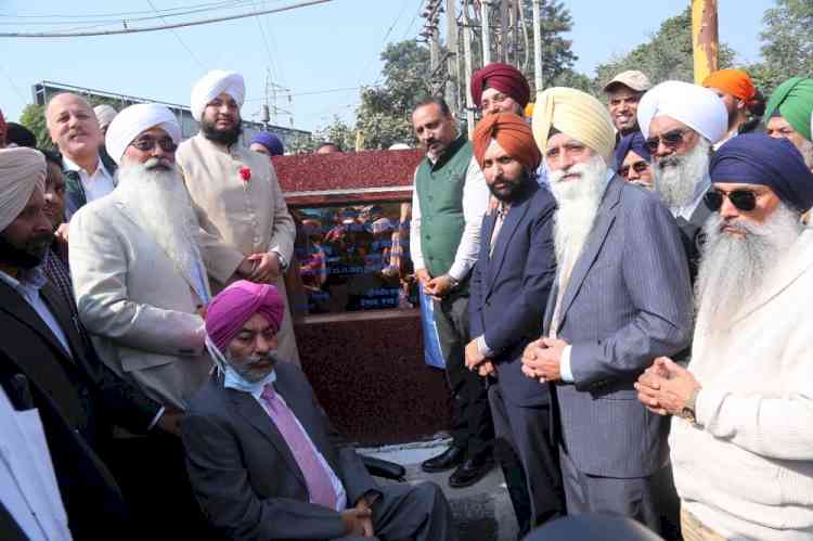 MLA Sanjay Talwar lays foundation stone of Baba Jaswant Singh Chowk in city today