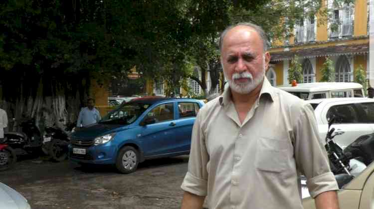 Bombay HC rejects Tejpal's plea for in-camera proceedings