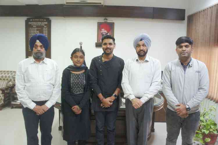Sanket Goyal of Lyallpur Khalsa College bags 2nd position in University Exams