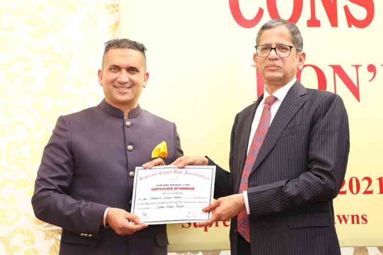 CJI confers Certificate of Honour to Punjab Lawyer on Constitution Day