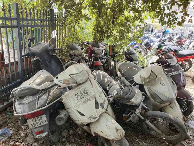 Unclaimed vehicles turning junk at several Delhi Metro stations