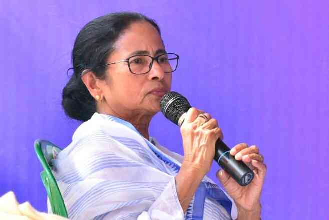 Loans could be only alternative to run Mamata's social schemes