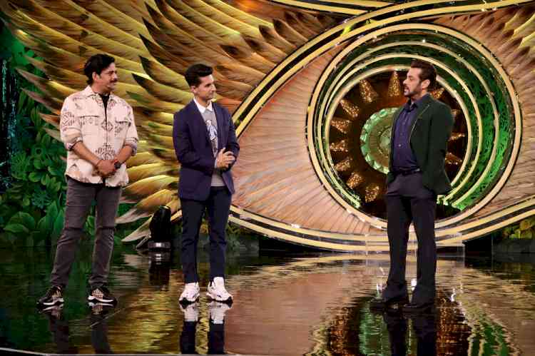 Salman Khan shares hearty laugh with Matsya Kaand lead actors, Ravi Kishan and Ravii Dubey, on sets of Bigg Boss 15