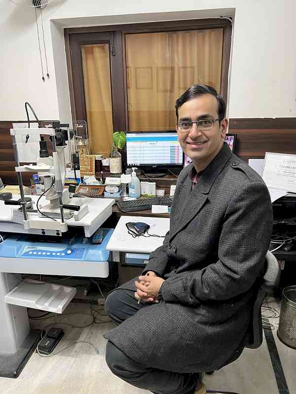 Glaucoma cure now possible: Dr Varun Baweja 