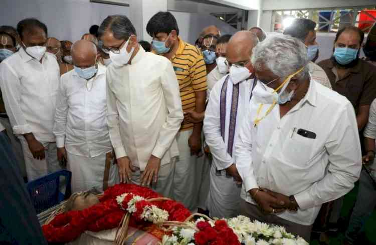 CJI Ramana pays tributes to Dollar Seshadri