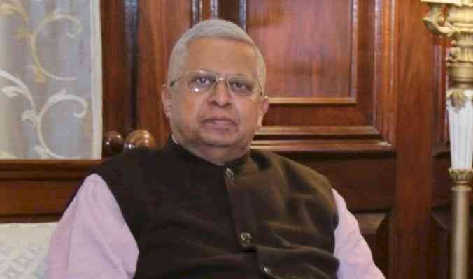 Explosive tweet of Tathagata Roy jolts BJP again