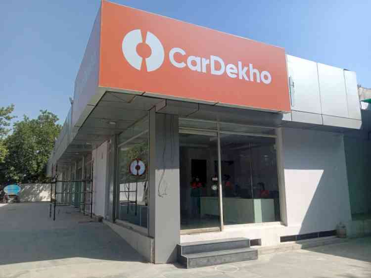 CarDekho’s 1st Mega refurbishment center and customer service center comes up in Delhi NCR 