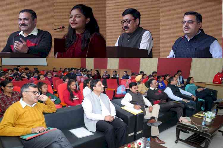 Seminar on Number Theory held in Doaba College