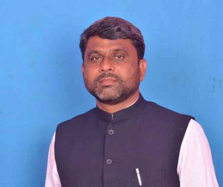 Row as AIMIM member abstains from 'Vande Mataram' in Bihar Assembly