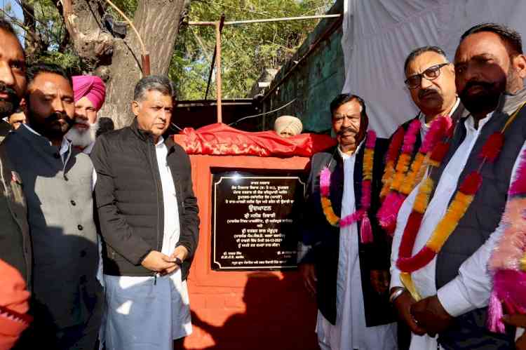 MP Tewari lays foundation stone for four-lane steel bridge