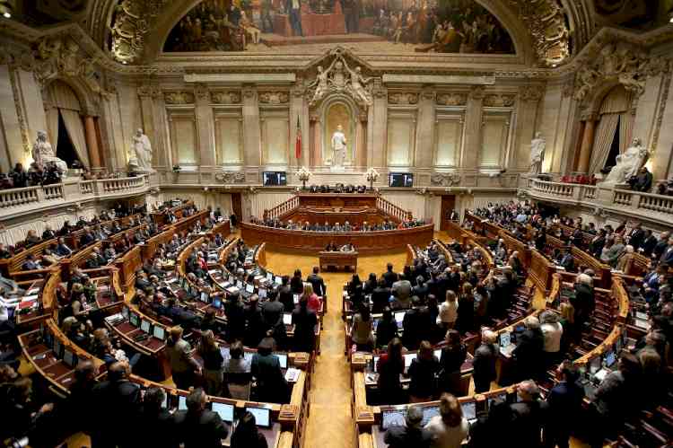 Portuguese Prez dissolves Parliament, calls for elections