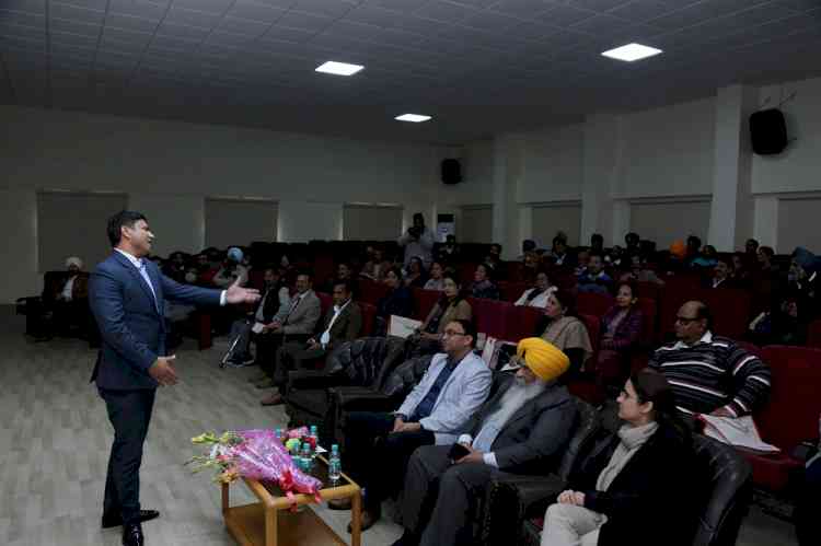 Abhaar- Principals’ Meet at GNA University