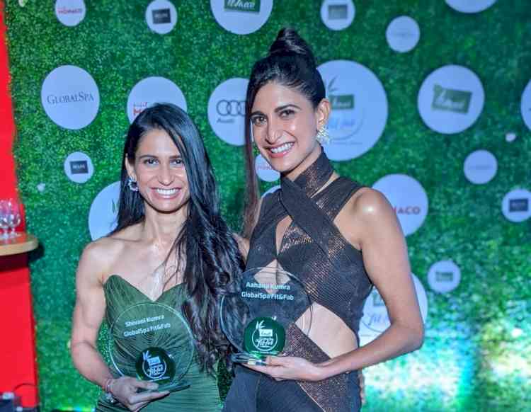 Aahana Kumra and sister Shivani Kumra get awarded for their fitness journey