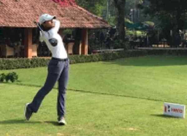Lakhmehar takes two-shot lead in 14th Leg of Women's Pro Golf Tour