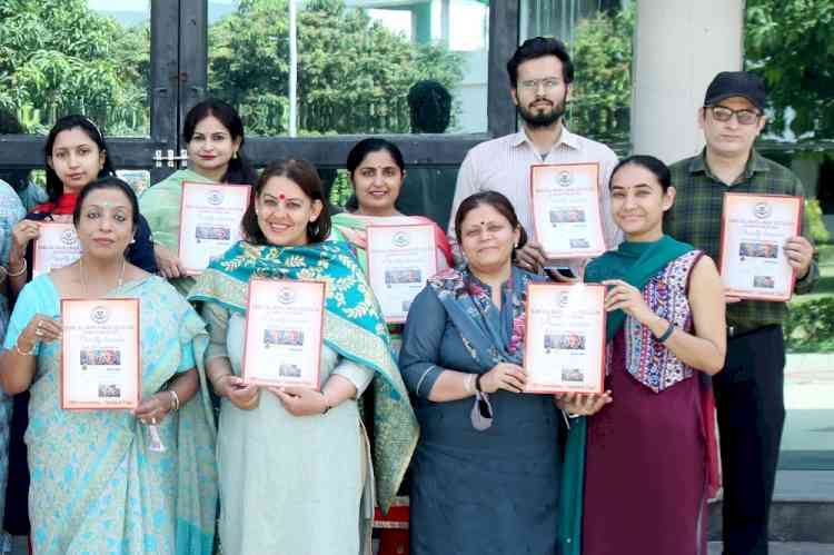 HMV declared as best institution in IIC activities by MIC and AICTE
