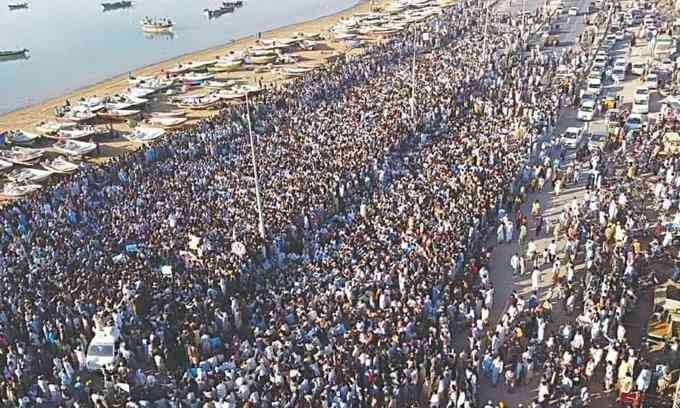Tens of thousands march on the main roads of Gwadar