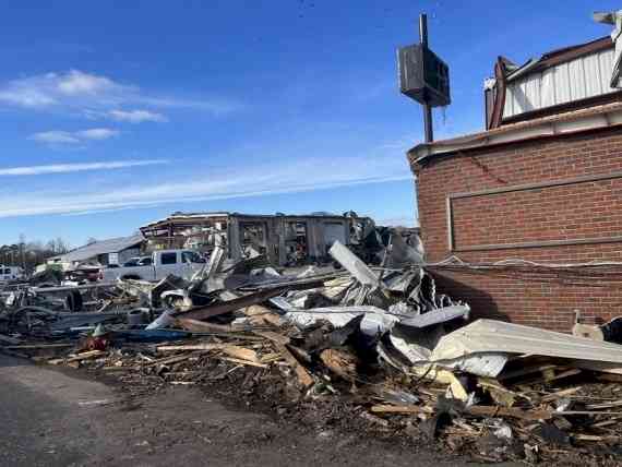 Death toll may reach 100 after tornadoes rip through 6 US states