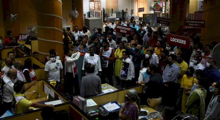 50,000 bank employees in Maha join 2-day all-India strike