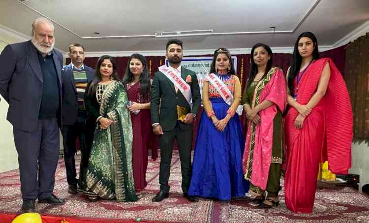 Neha wins Miss and Dilsher Mr Fresher Crown