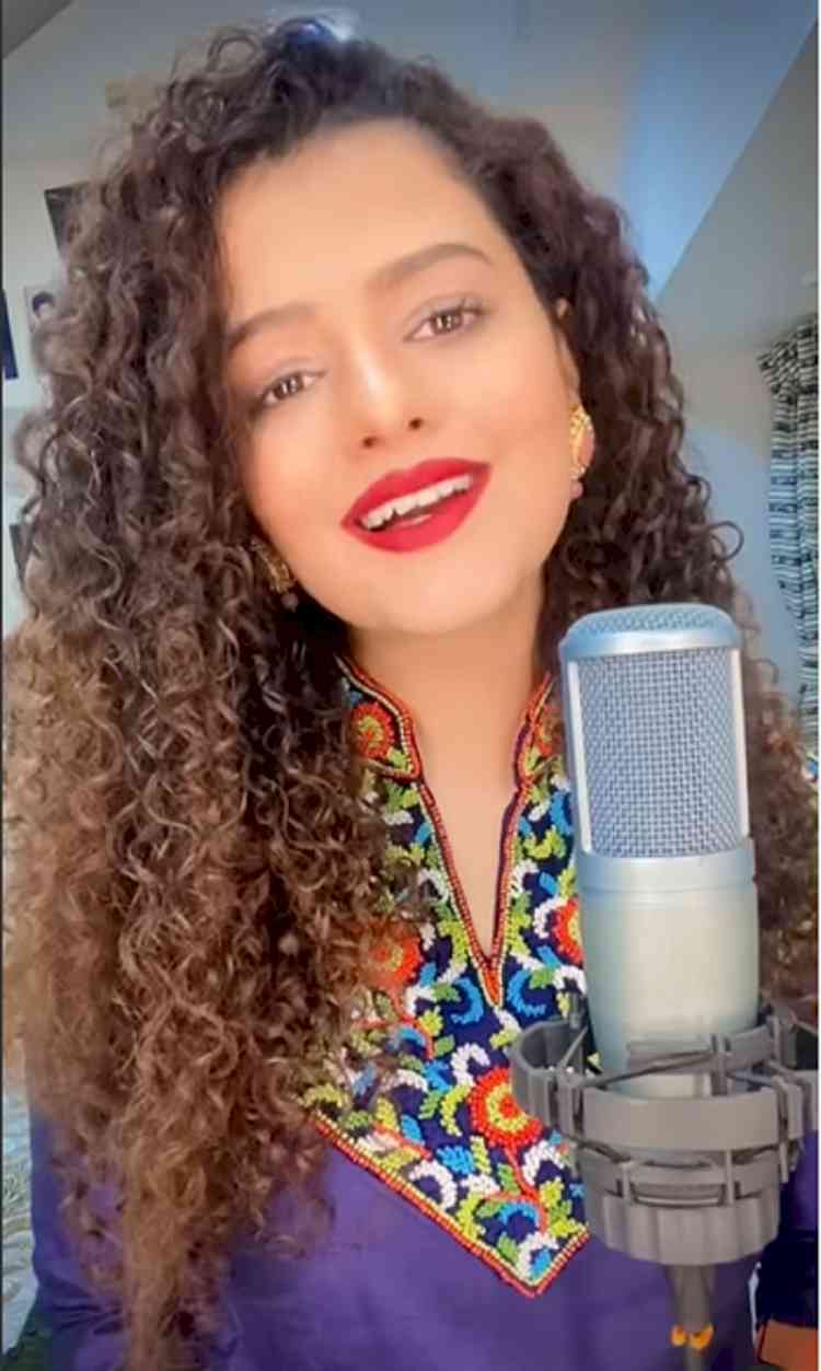 Palak Muchhal recreates Lata Mangeshkar’s 80s hit for Aggar Tum Na Hote