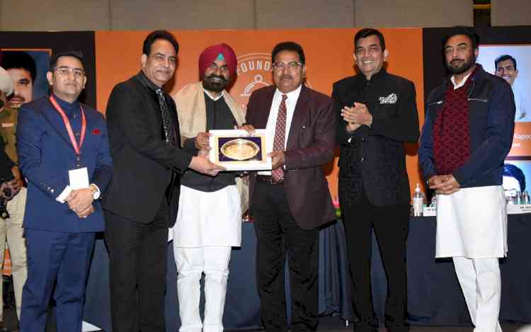 Deputy CM Soni confers awards upon 22 entrepreneurs of food industry