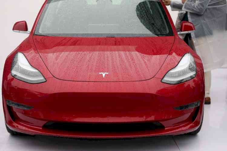Woman gives birth in front seat of Tesla on autopilot in US